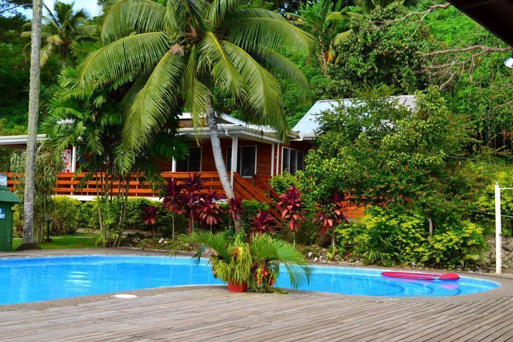 Four-Bedroom Cottage Pool View